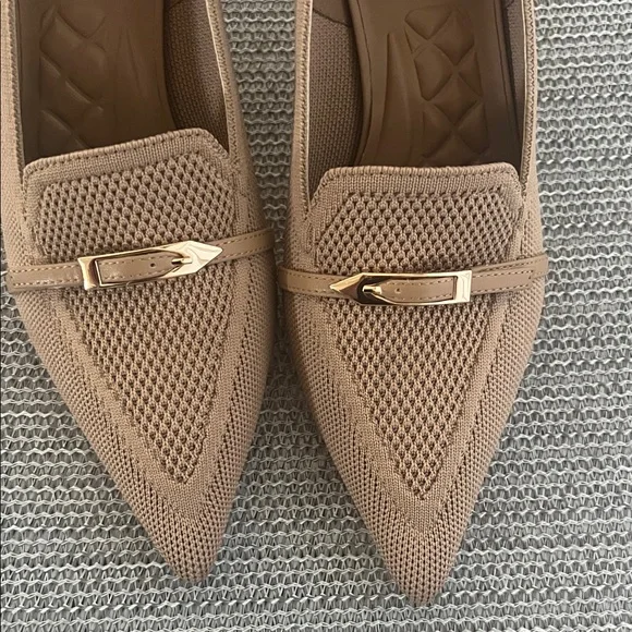 Practically 🆕 COSY ISLAND Tan Comfortable Women's pumps Size 8-  fits like 8.5 - Picture 4 of 8
